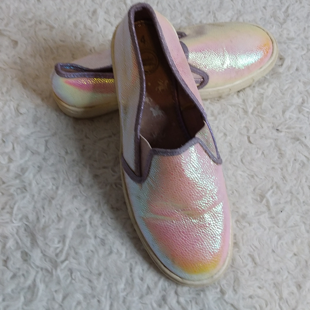 Wonder Nation unicorn iridescent slip on twin gore sneaker shoes size 4